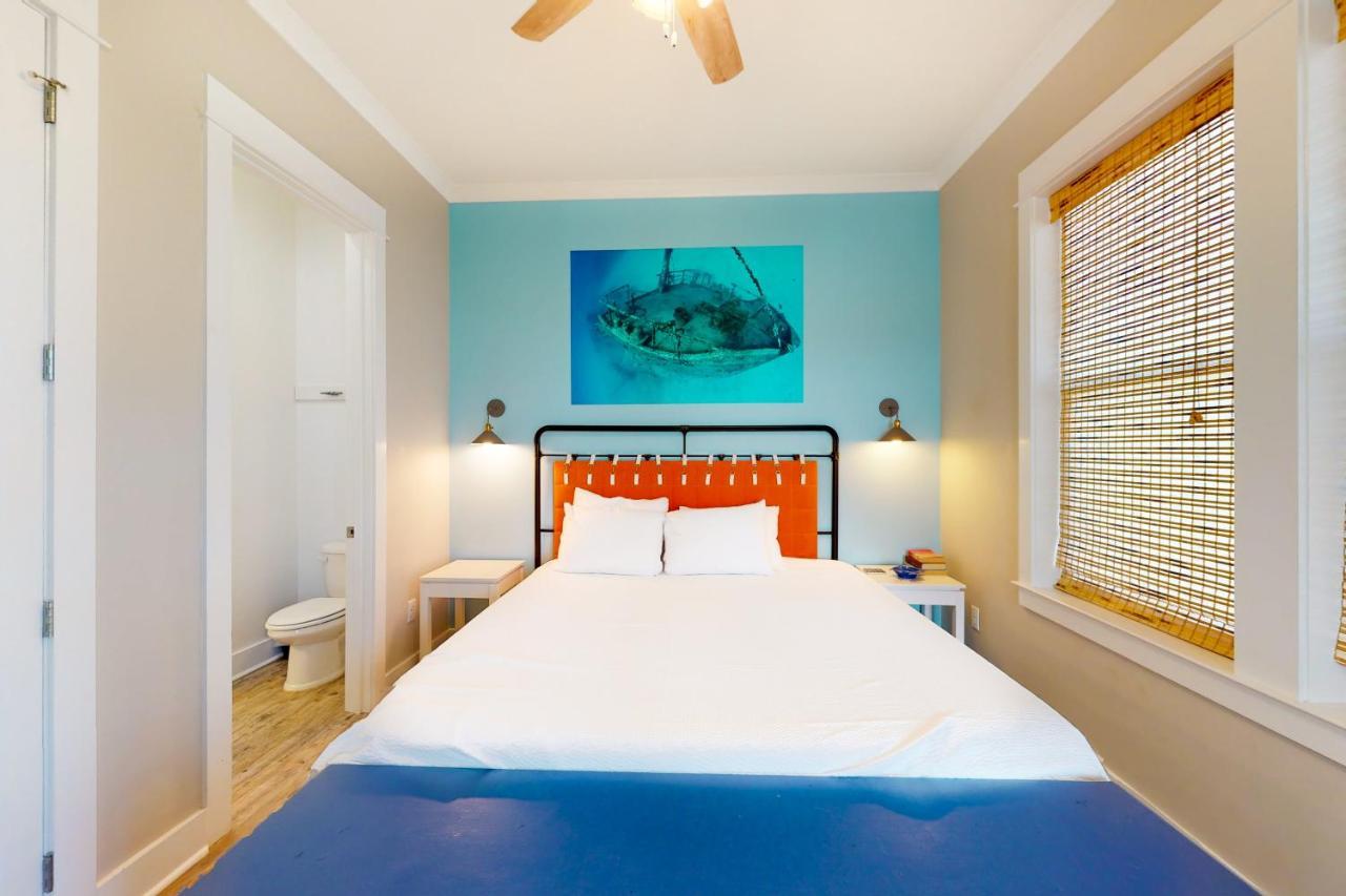 East Side Cottages #C- Shipwreck Cottage Галф Шорс Екстериор снимка